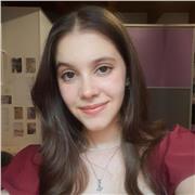 Frequento il quinto anno del Liceo delle Scienze Umane con la media del 9 e un ho un livello B2 in inglese, offro ripetizioni